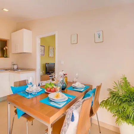 3-bedroom In 公寓